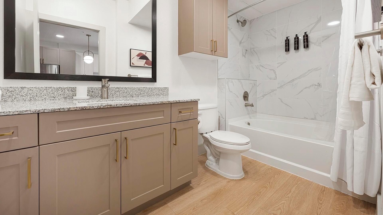 Photo of Bathroom in Scofield Farms