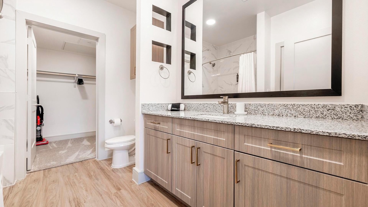 Photo of Bathroom in Scofield Farms