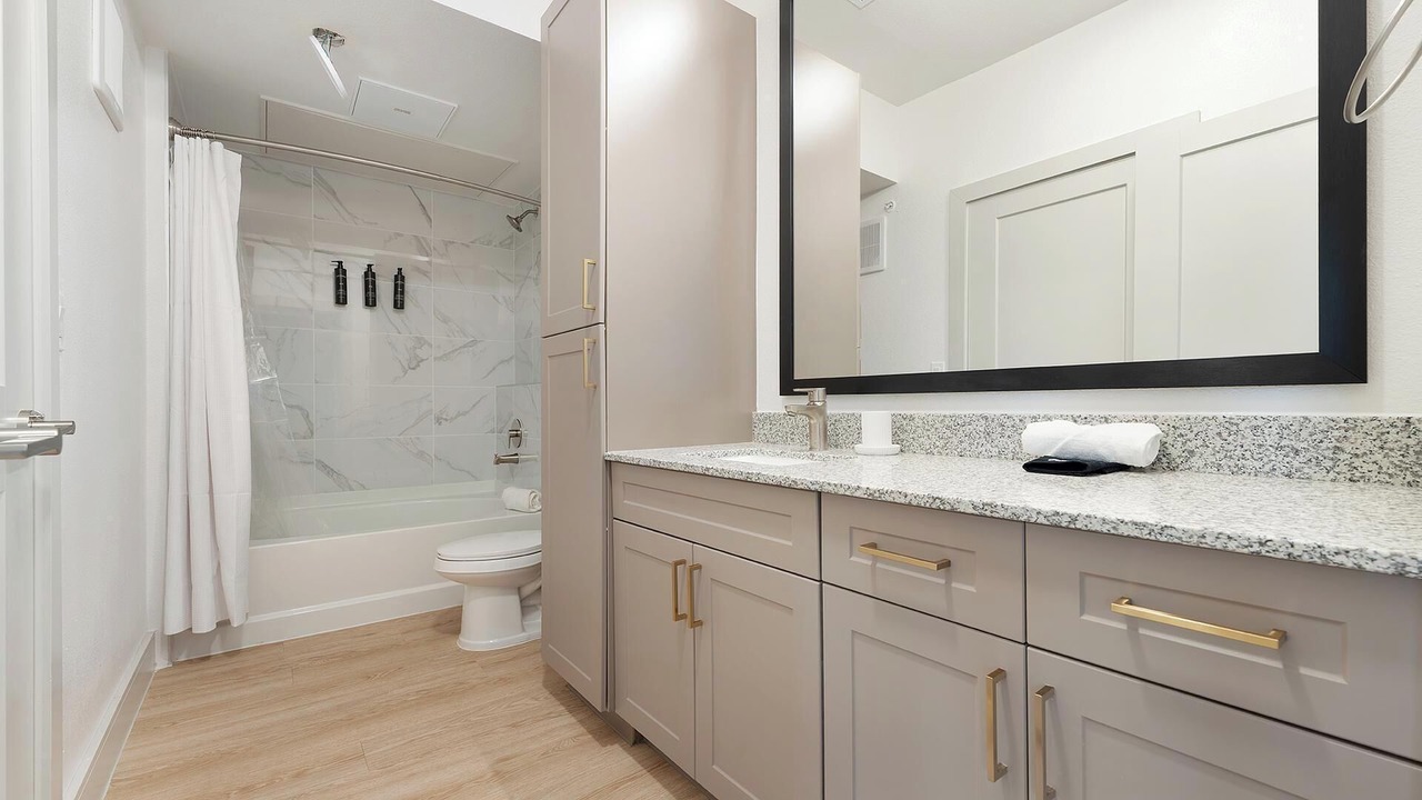 Photo of Bathroom in Scofield Farms