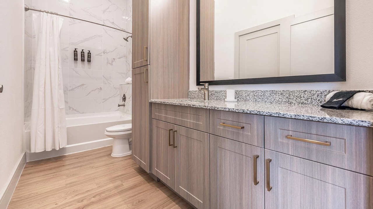 Photo of Bathroom in Scofield Farms