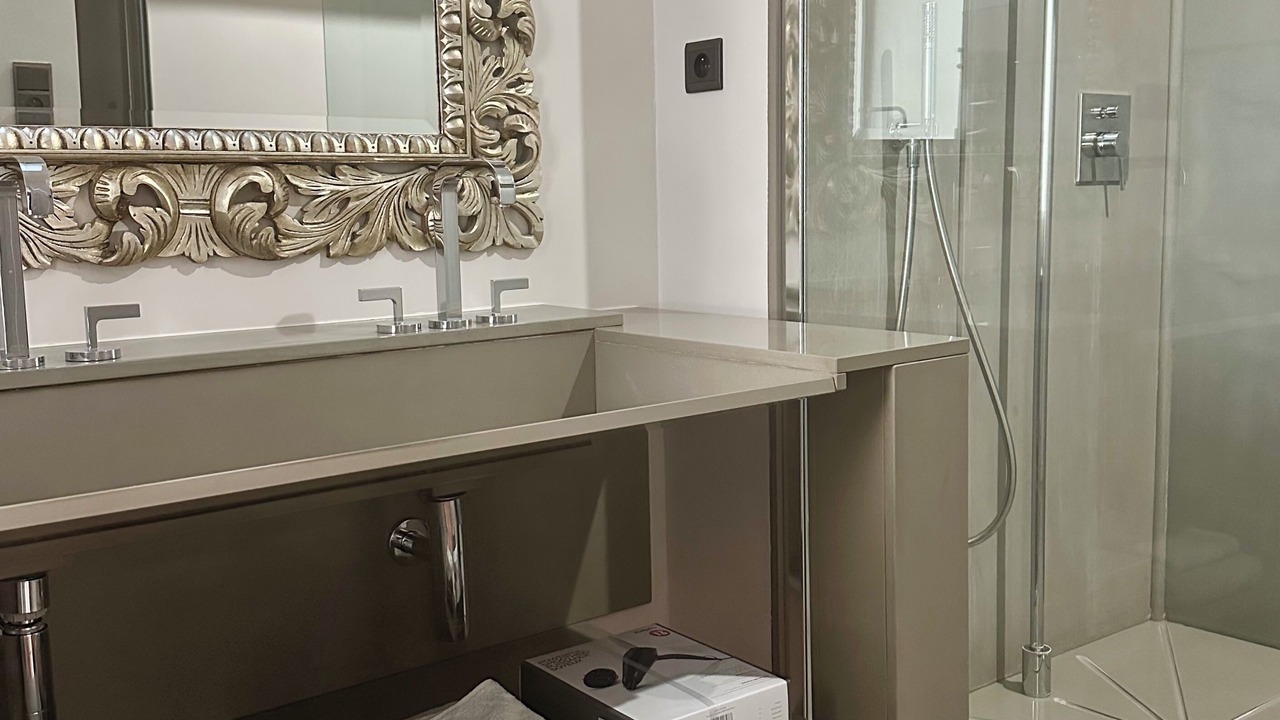 Photo of Bathroom in Saint-Mathieu