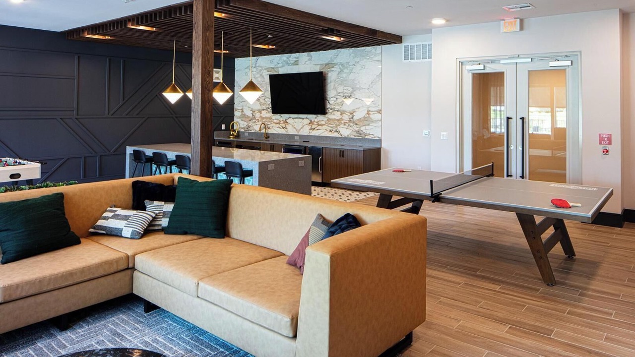 Photo of Livingroom in Far North Dallas