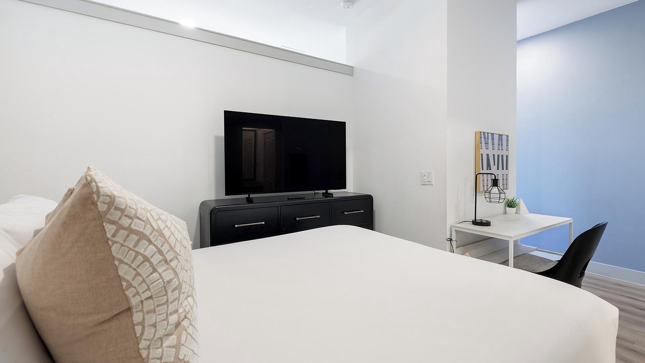 Photo of Bedroom in Far North Dallas