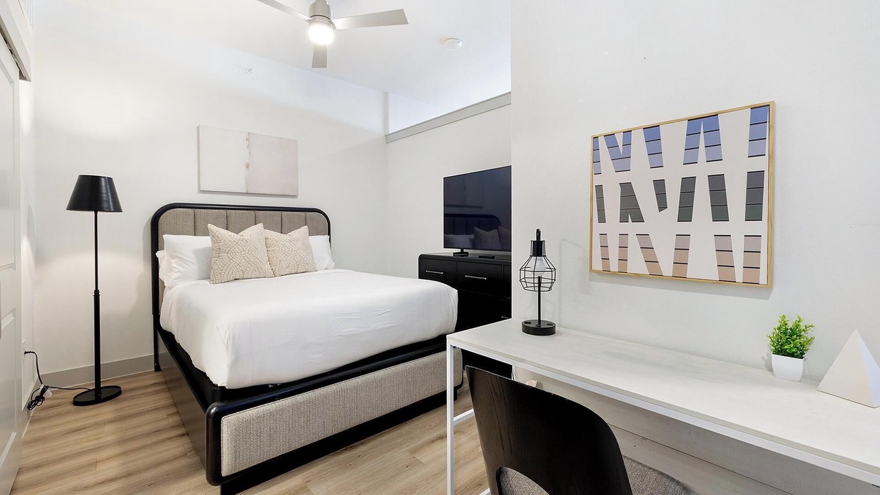 Photo of Bedroom in Far North Dallas