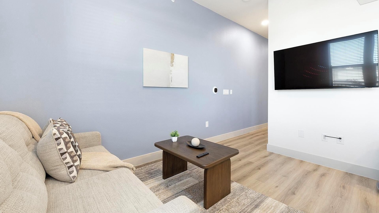 Photo of Livingroom in Far North Dallas