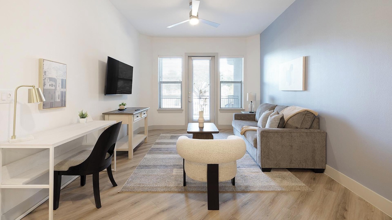 Photo of Livingroom in Far North Dallas
