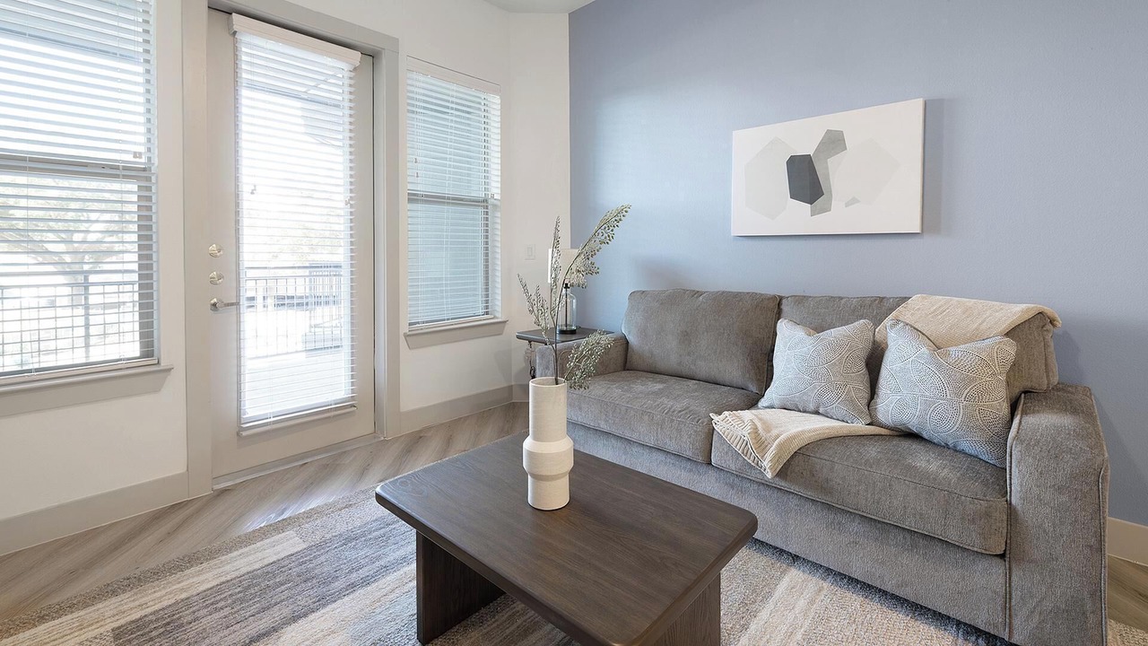 Photo of Livingroom in Far North Dallas