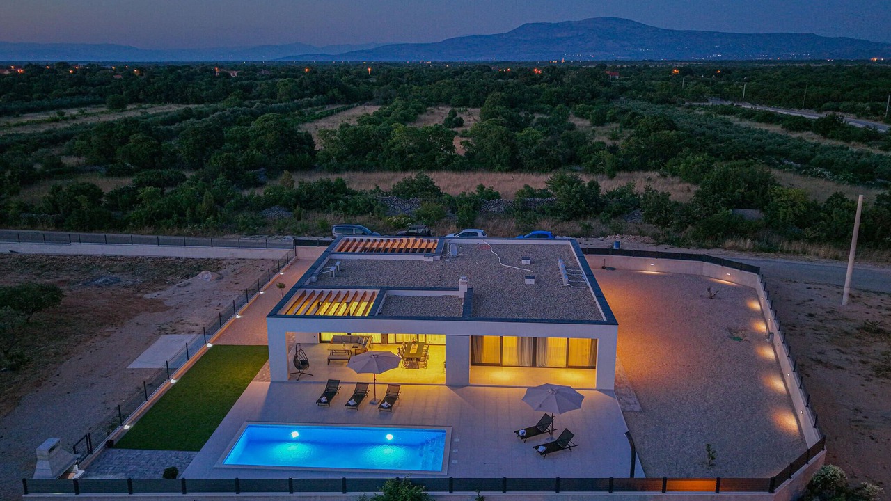 Photo of Outdoor in Bristane