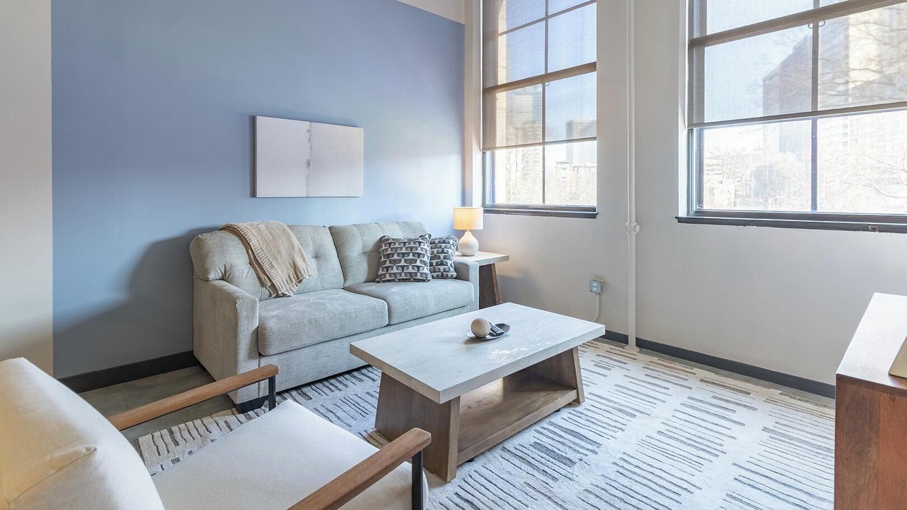 Photo of Livingroom in Downtown Hartford
