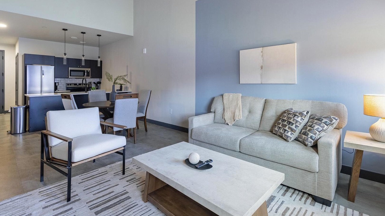 Photo of Livingroom in Downtown Hartford
