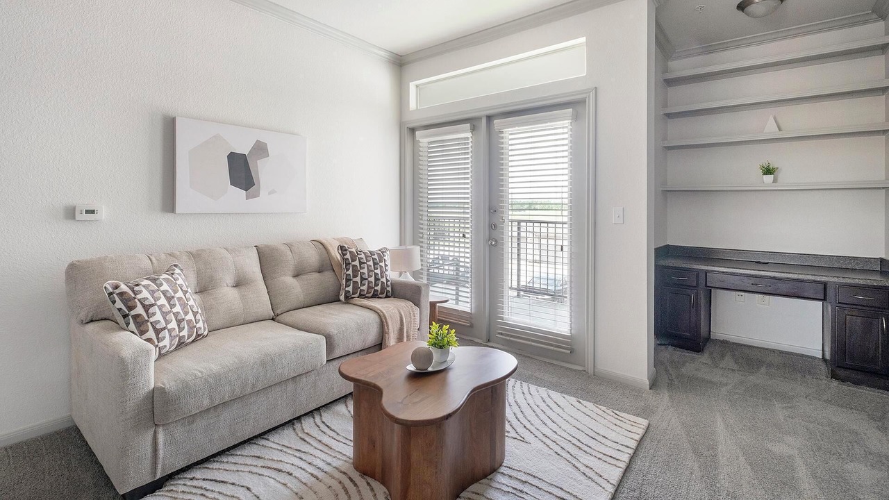 Photo of Livingroom in Northeast Houston