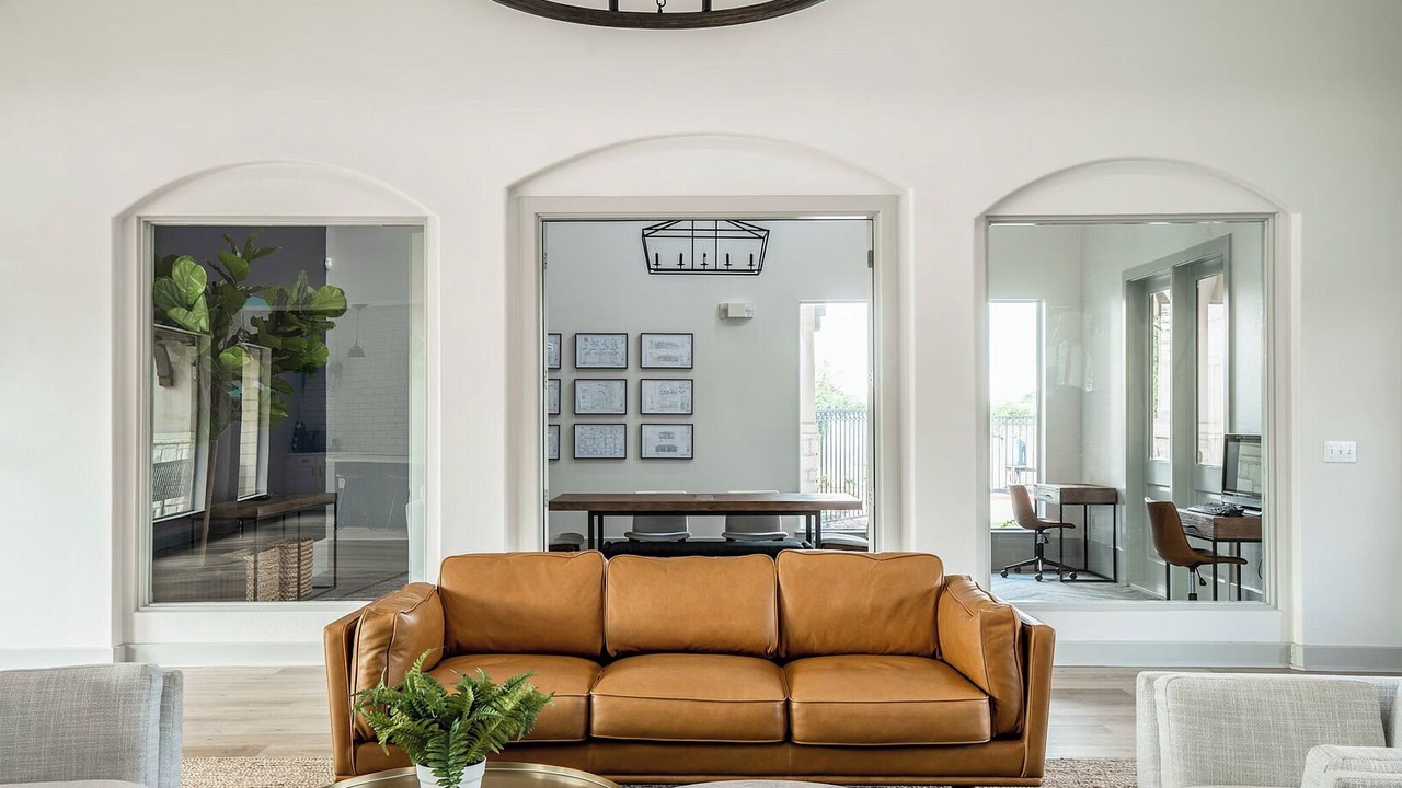 Photo of Livingroom in Northeast Houston