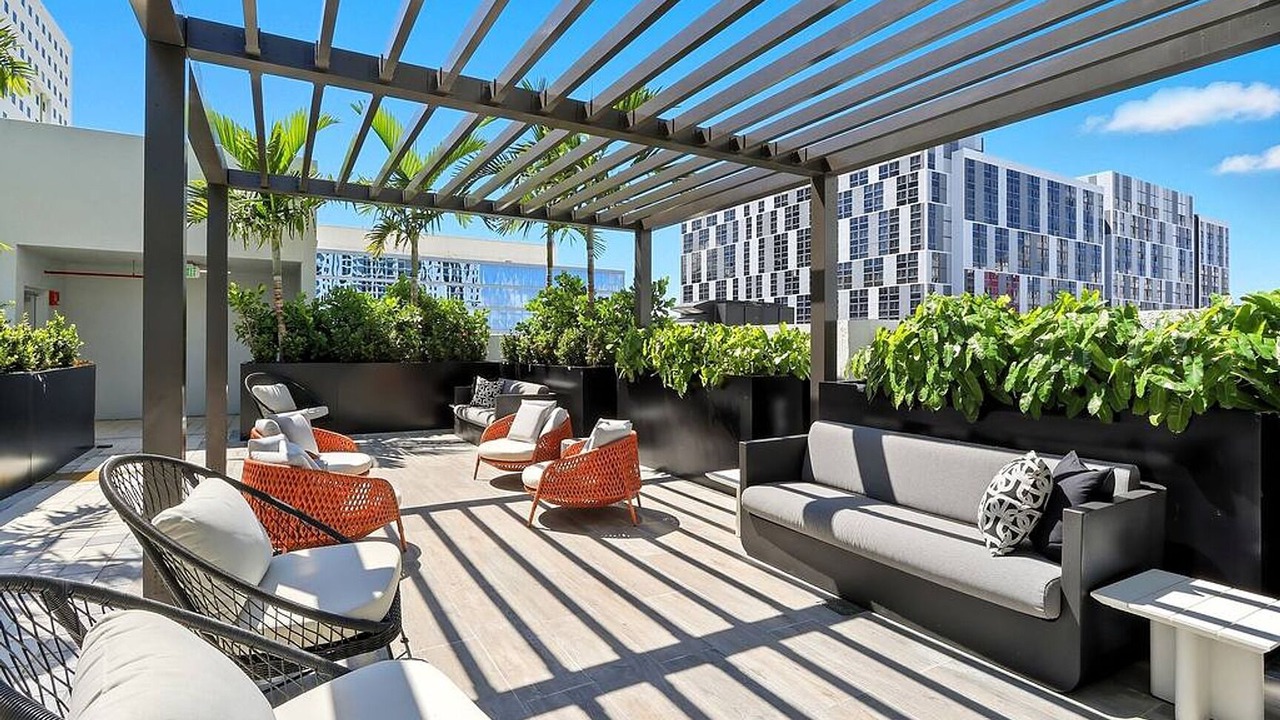 Photo of Patio Balcony in Overtown
