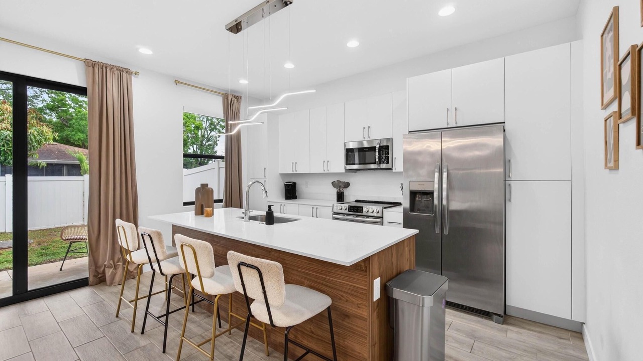 Photo of Kitchen in Pinecrest West Park