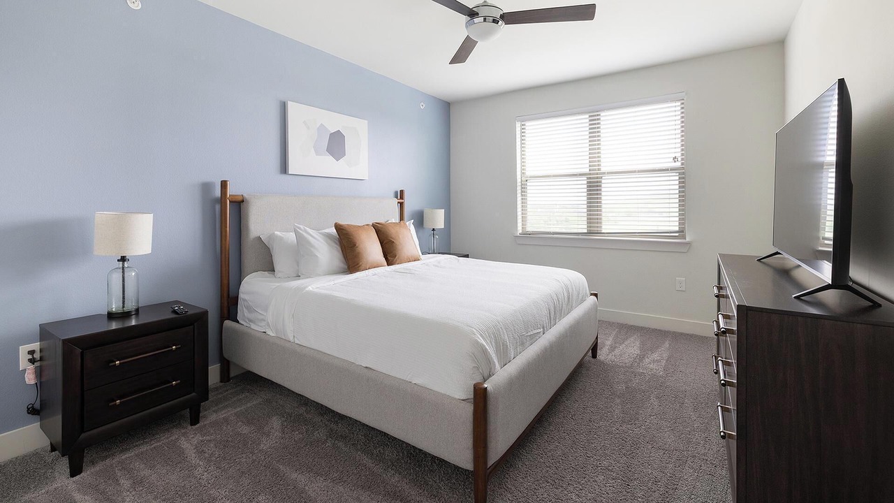 Photo of Bedroom in Lewisville