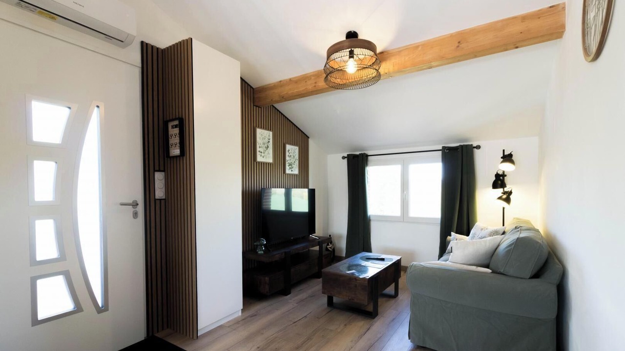Photo of Livingroom in Lagardelle-sur-Leze