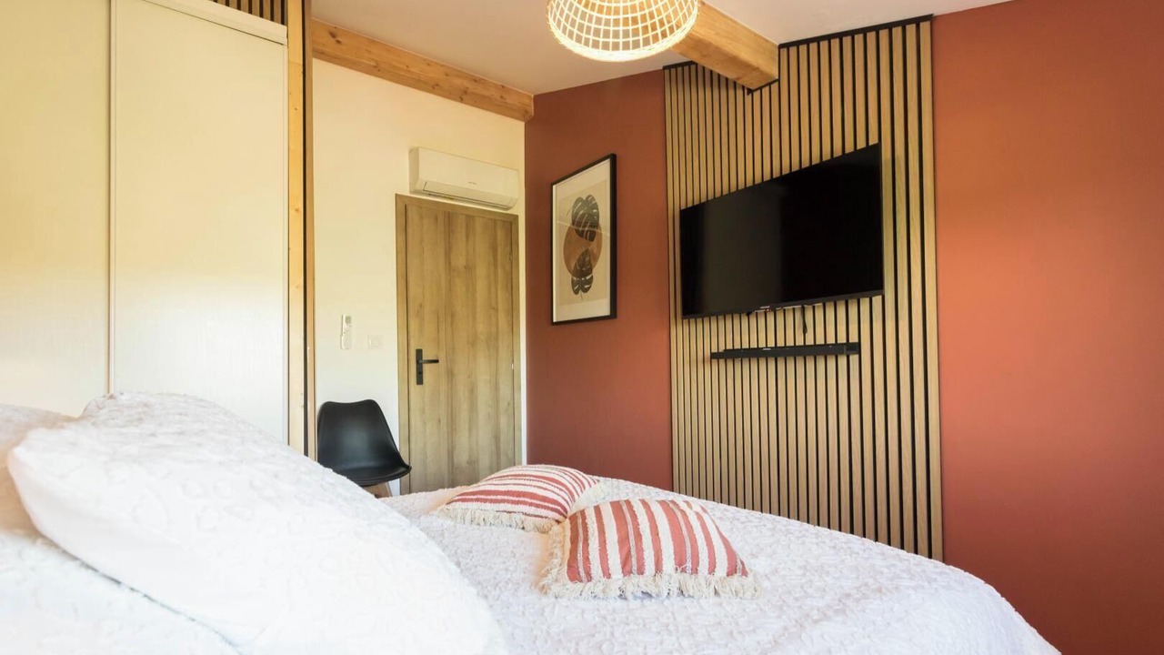 Photo of Bedroom in Lagardelle-sur-Leze