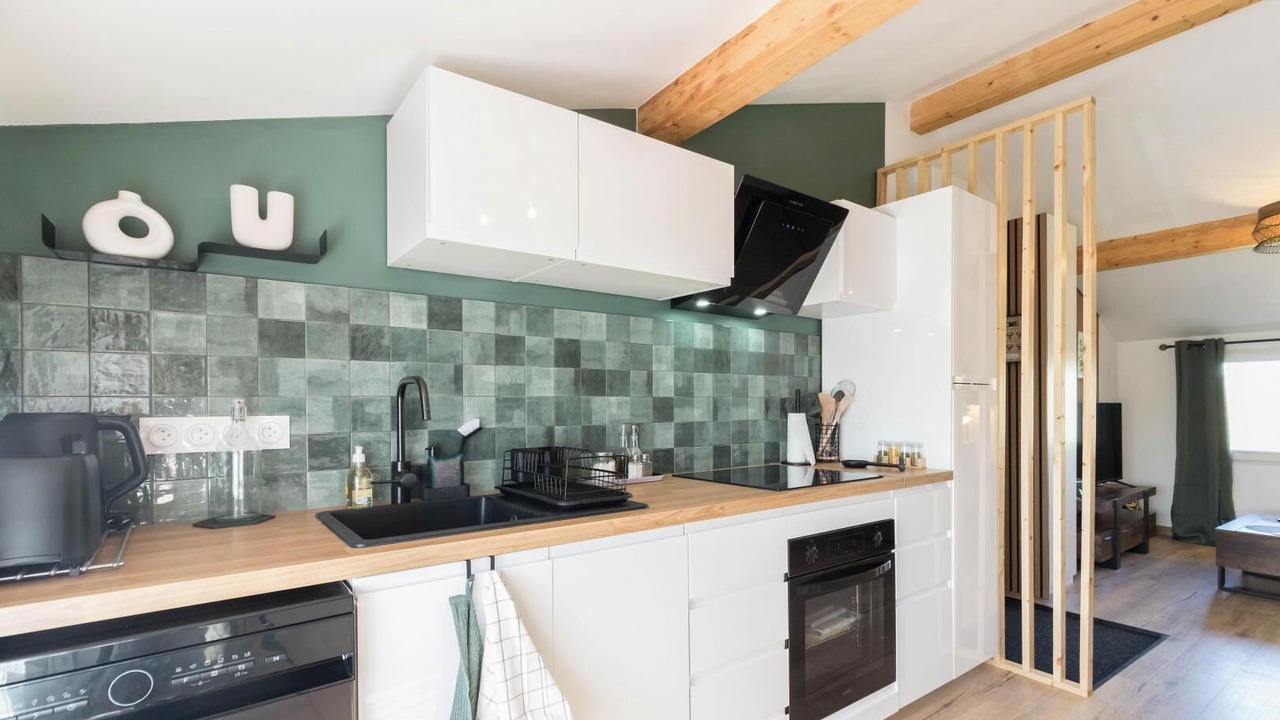 Photo of Kitchen in Lagardelle-sur-Leze