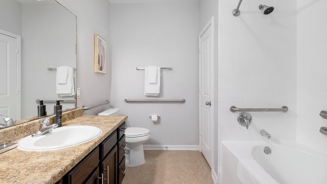 Photo of Bathroom in Atascocita