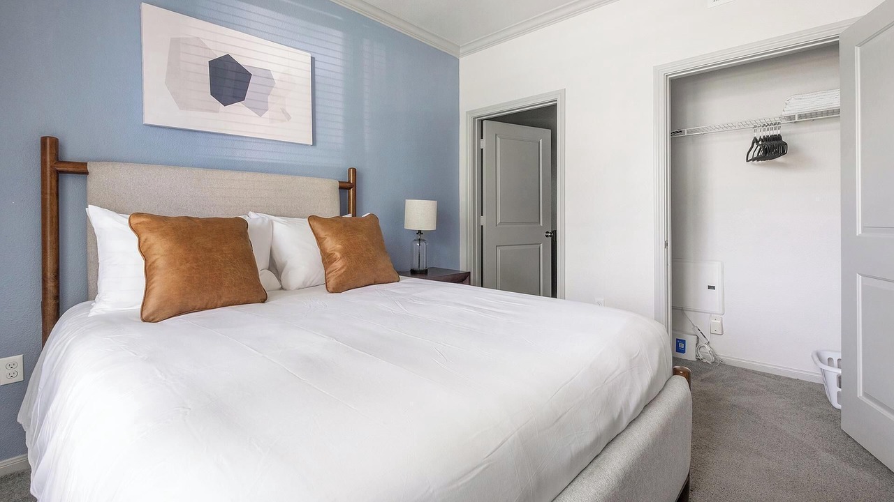 Photo of Bedroom in Northeast Houston