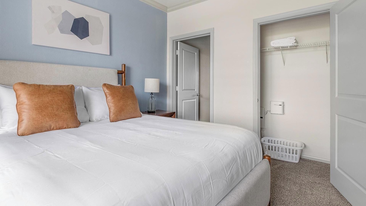 Photo of Bedroom in Northeast Houston