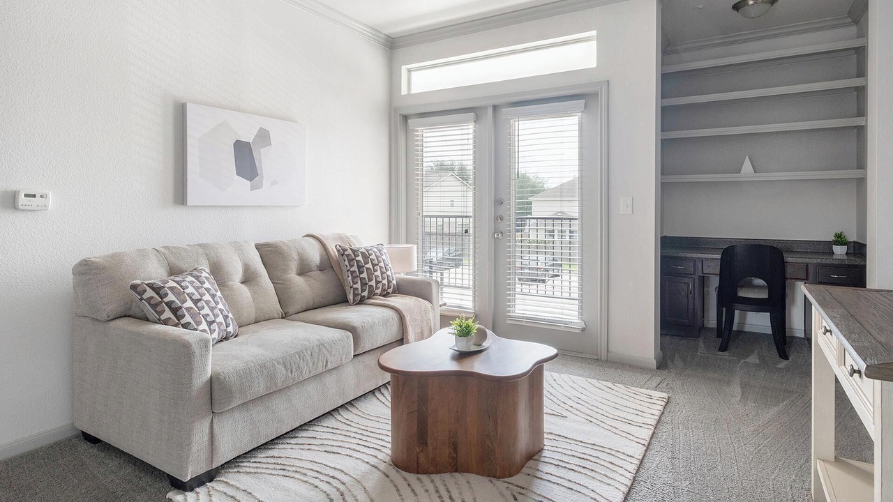 Photo of Livingroom in Northeast Houston