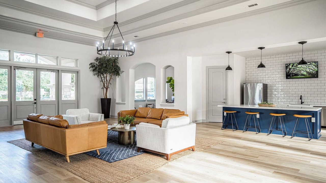 Photo of Livingroom in Northeast Houston