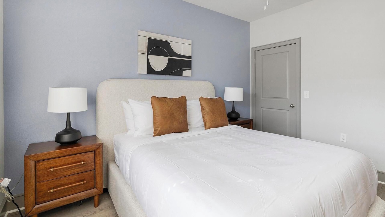 Photo of Bedroom in Northeast Carrollton