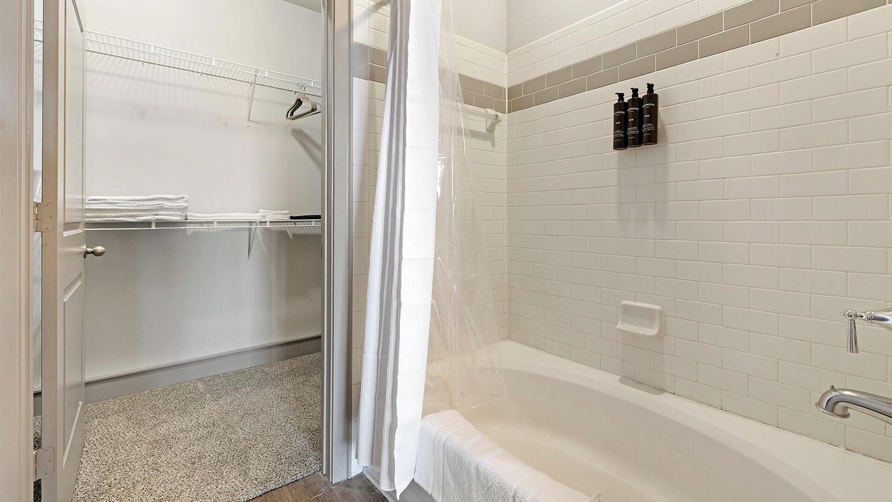 Photo of Bathroom in Northeast Carrollton