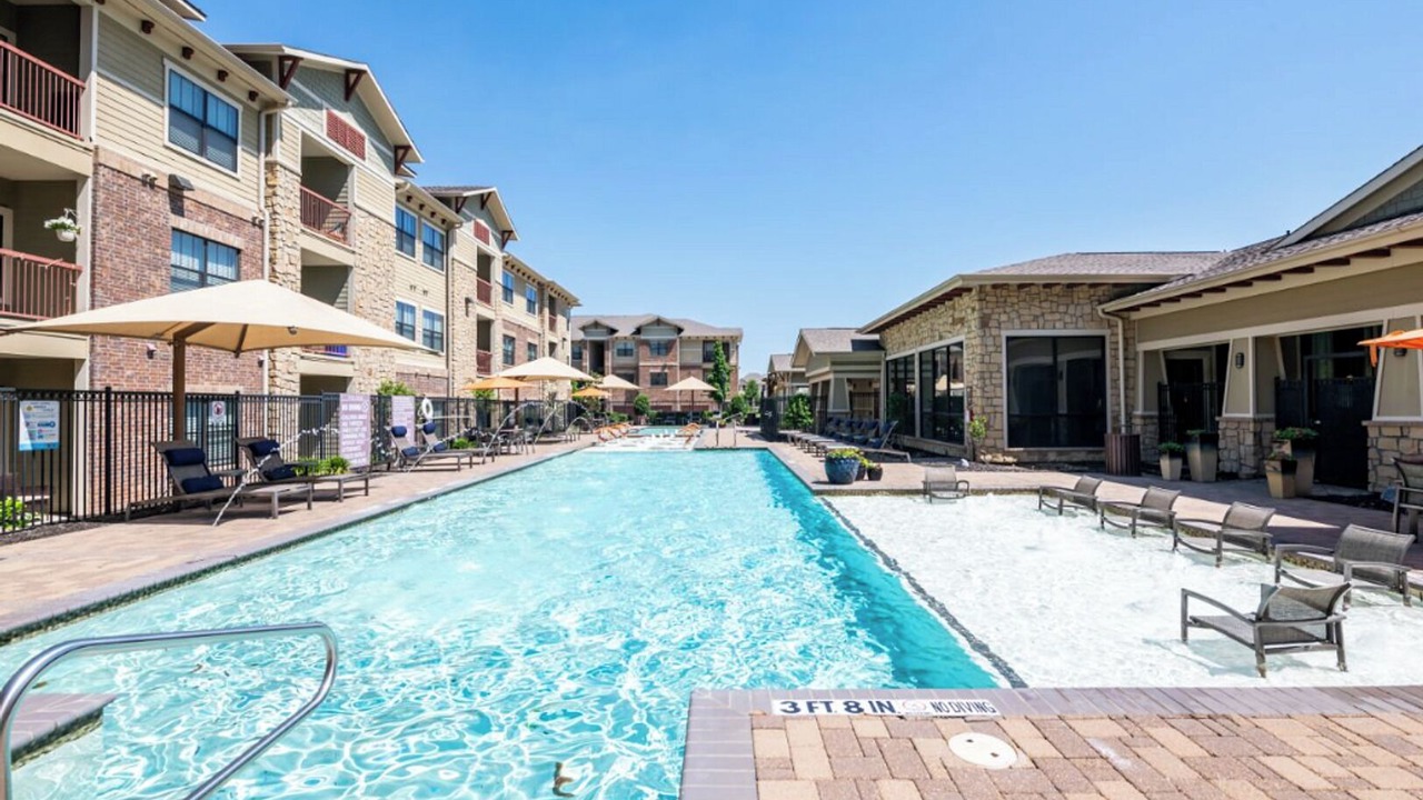 Photo of Outdoor in Northeast Carrollton