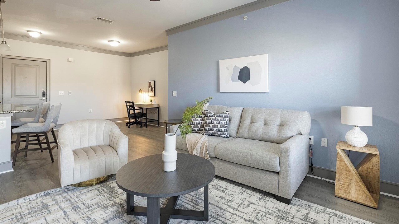 Photo of Livingroom in Northeast Carrollton