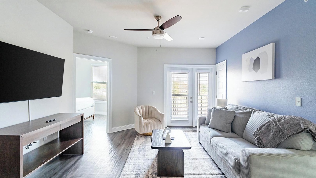 Photo of Livingroom in Harvey