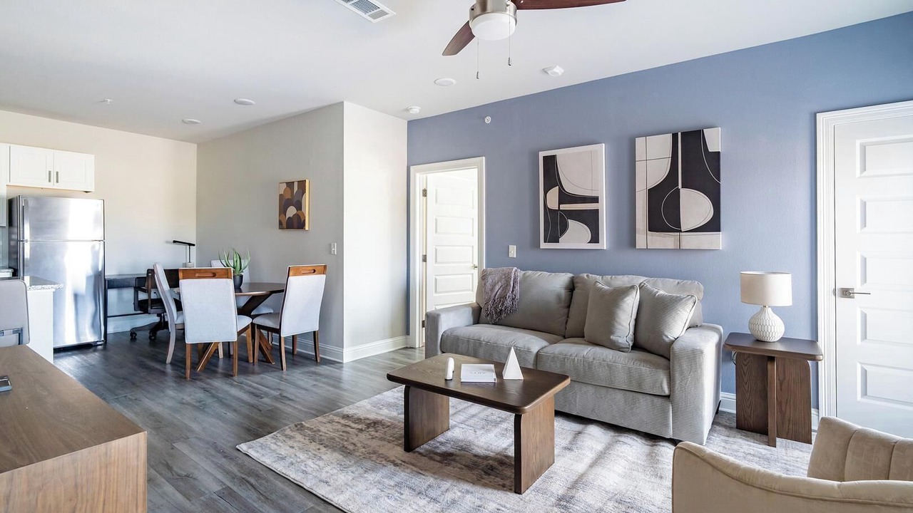Photo of Livingroom in Harvey