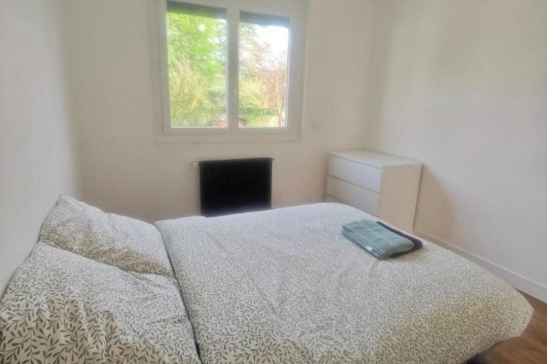 Photo of Bedroom in Emerainville