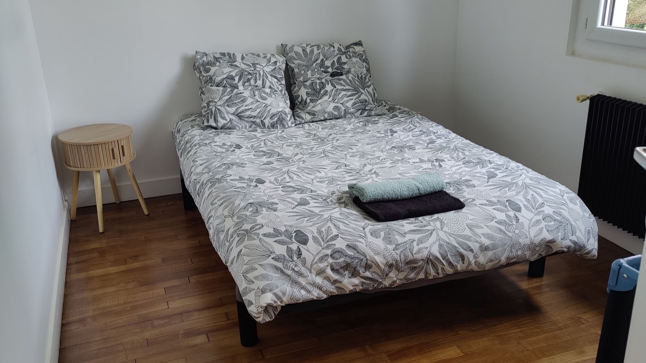 Photo of Bedroom in Emerainville