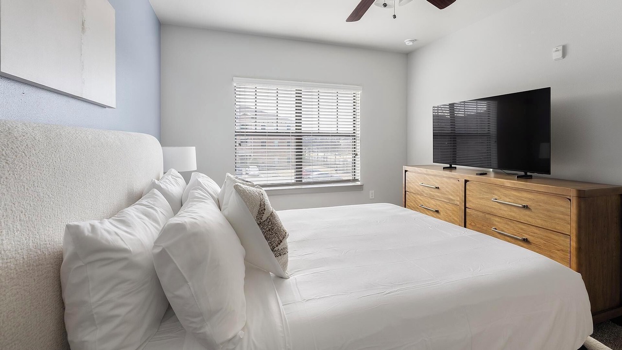 Photo of Bedroom in Northeast Carrollton