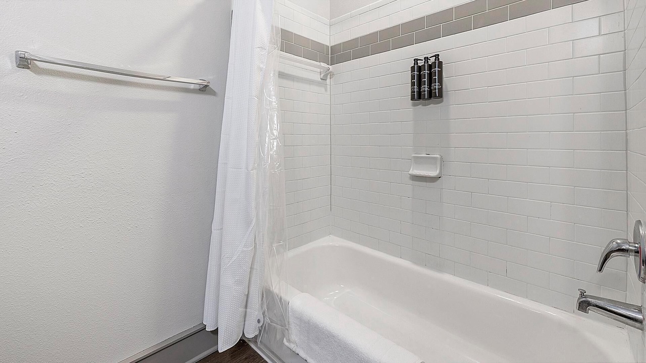 Photo of Bathroom in Northeast Carrollton