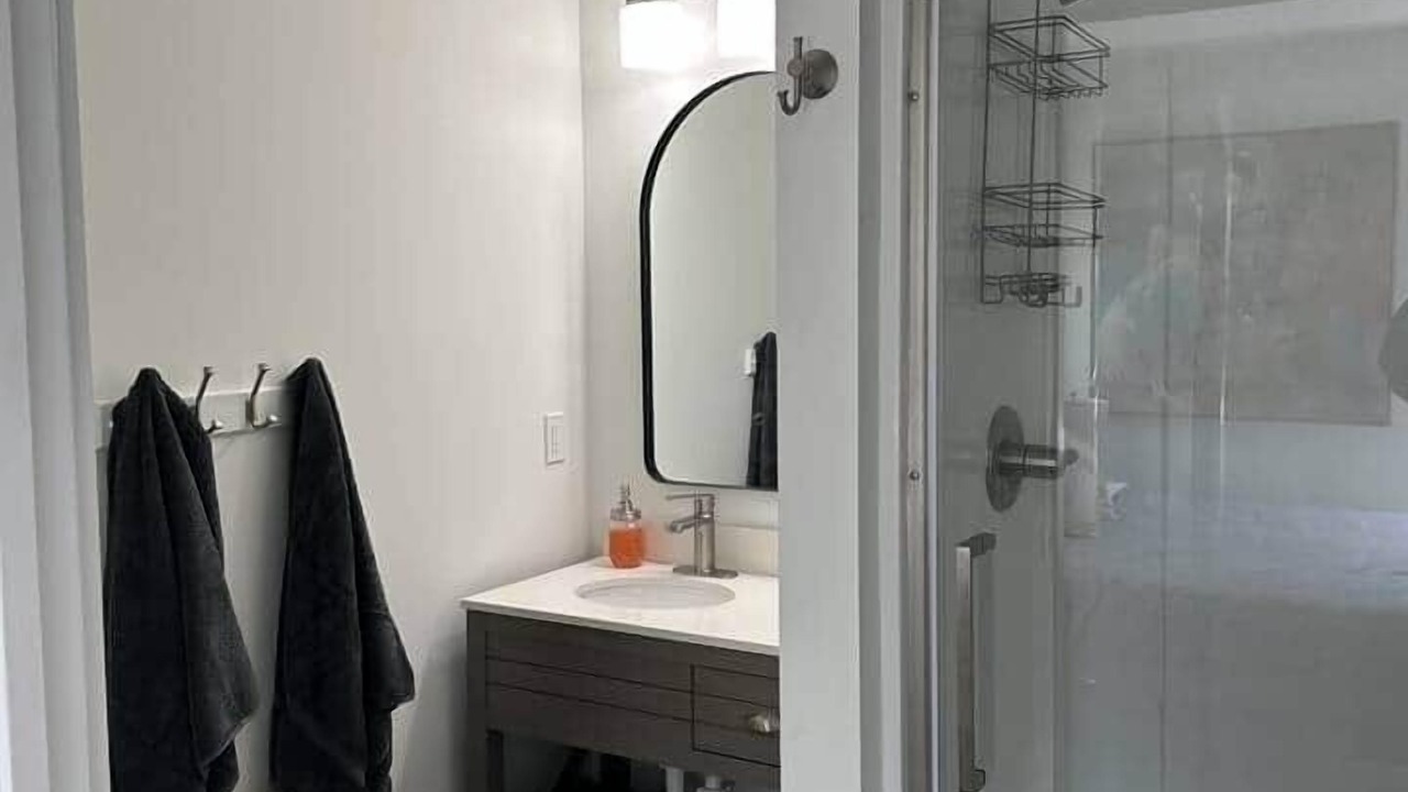 Photo of Bathroom in Farmville