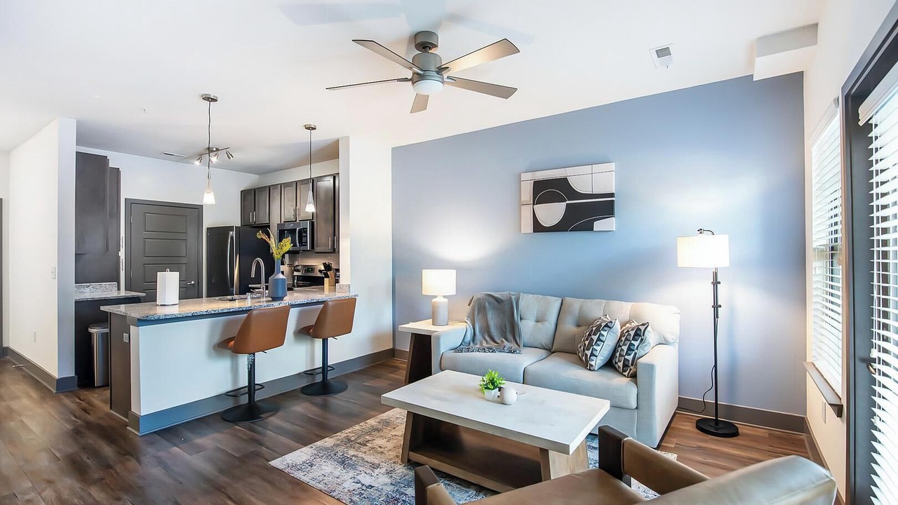 Photo of Livingroom in Hurstbourne