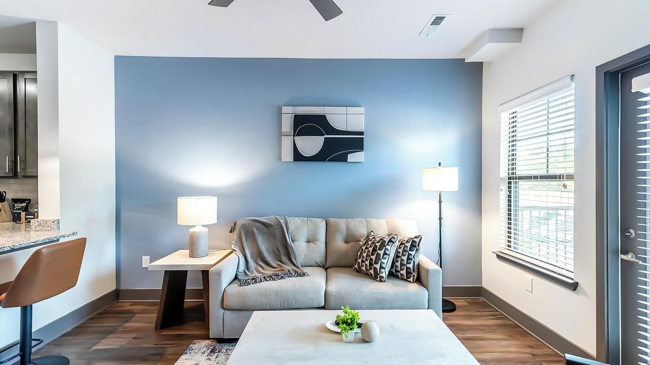 Photo of Livingroom in Hurstbourne