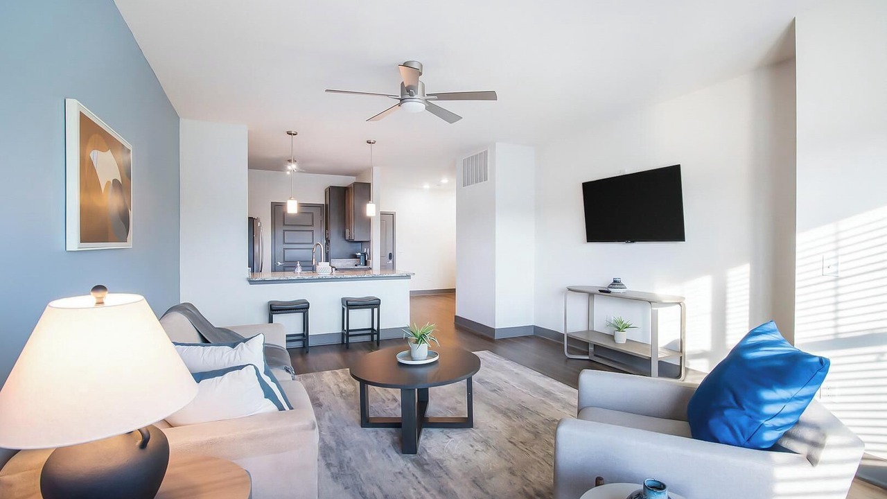 Photo of Livingroom in Hurstbourne