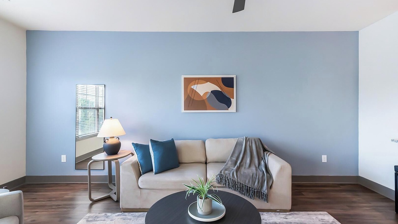 Photo of Livingroom in Hurstbourne