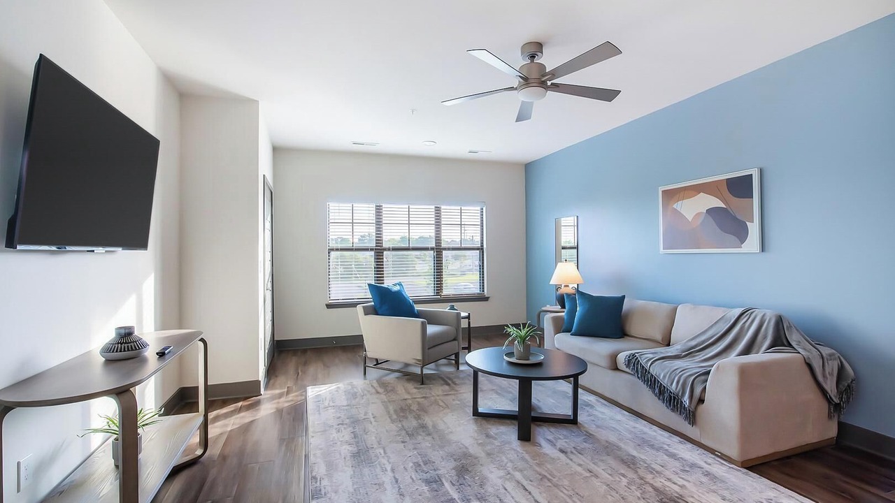 Photo of Livingroom in Hurstbourne