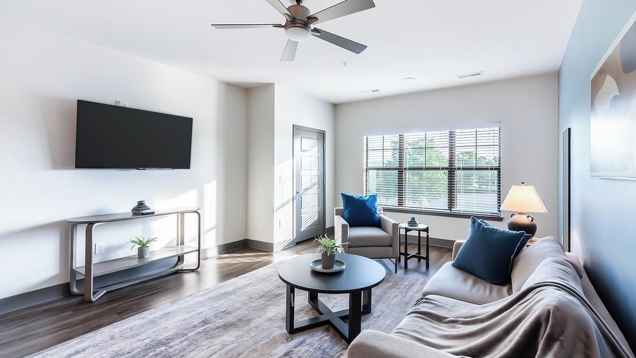Photo of Livingroom in Hurstbourne