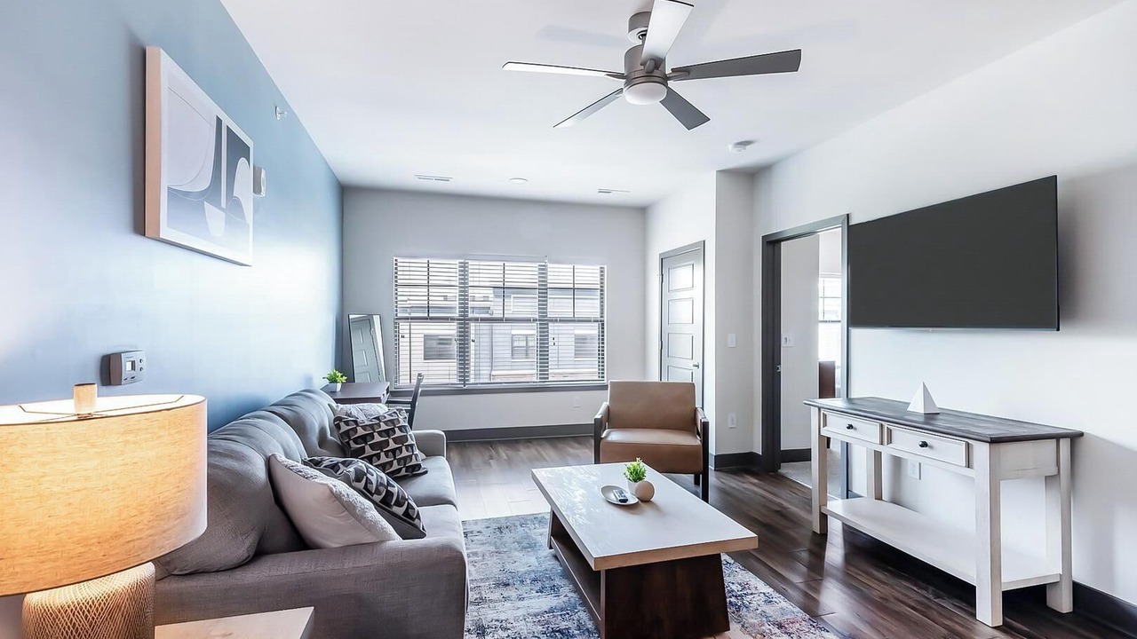 Photo of Livingroom in Hurstbourne