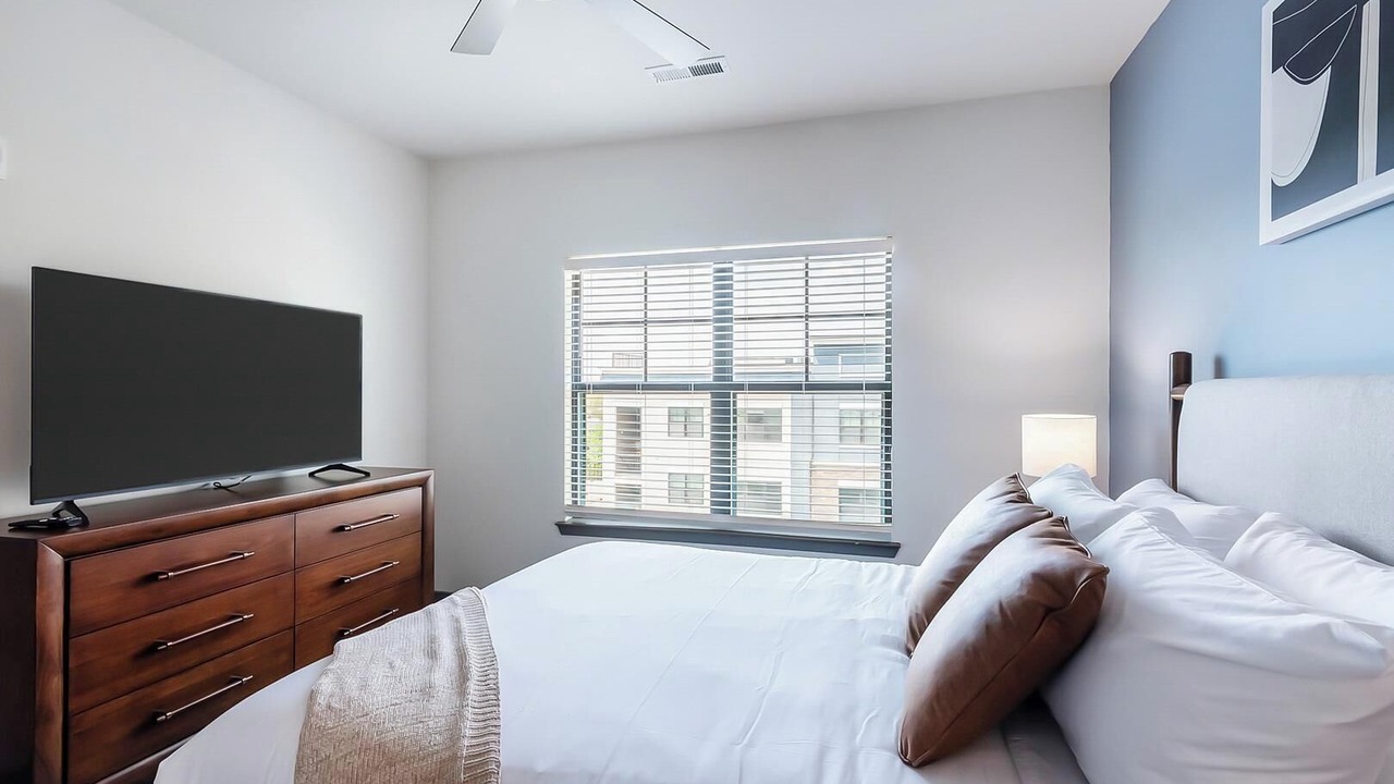 Photo of Bedroom in Hurstbourne