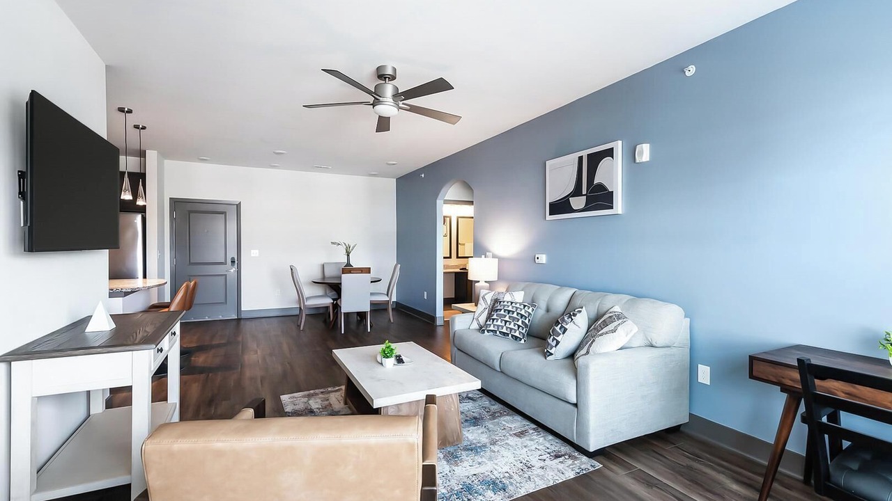Photo of Livingroom in Hurstbourne