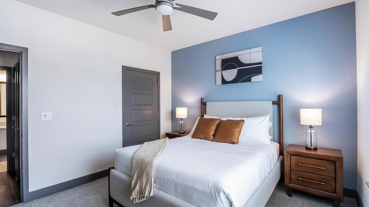 Photo of Bedroom in Hurstbourne