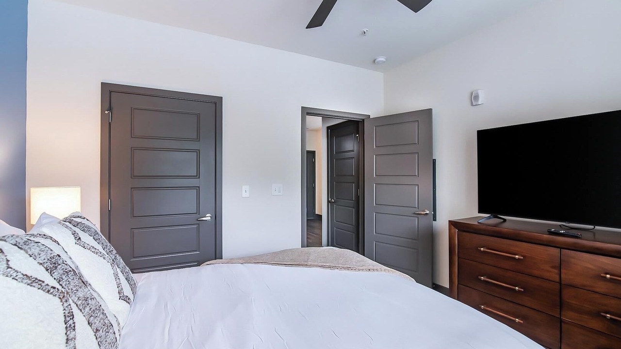 Photo of Bedroom in Hurstbourne