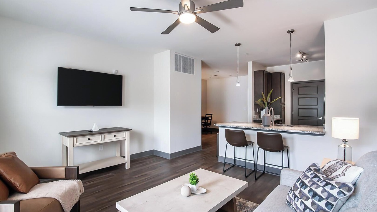Photo of Livingroom in Hurstbourne
